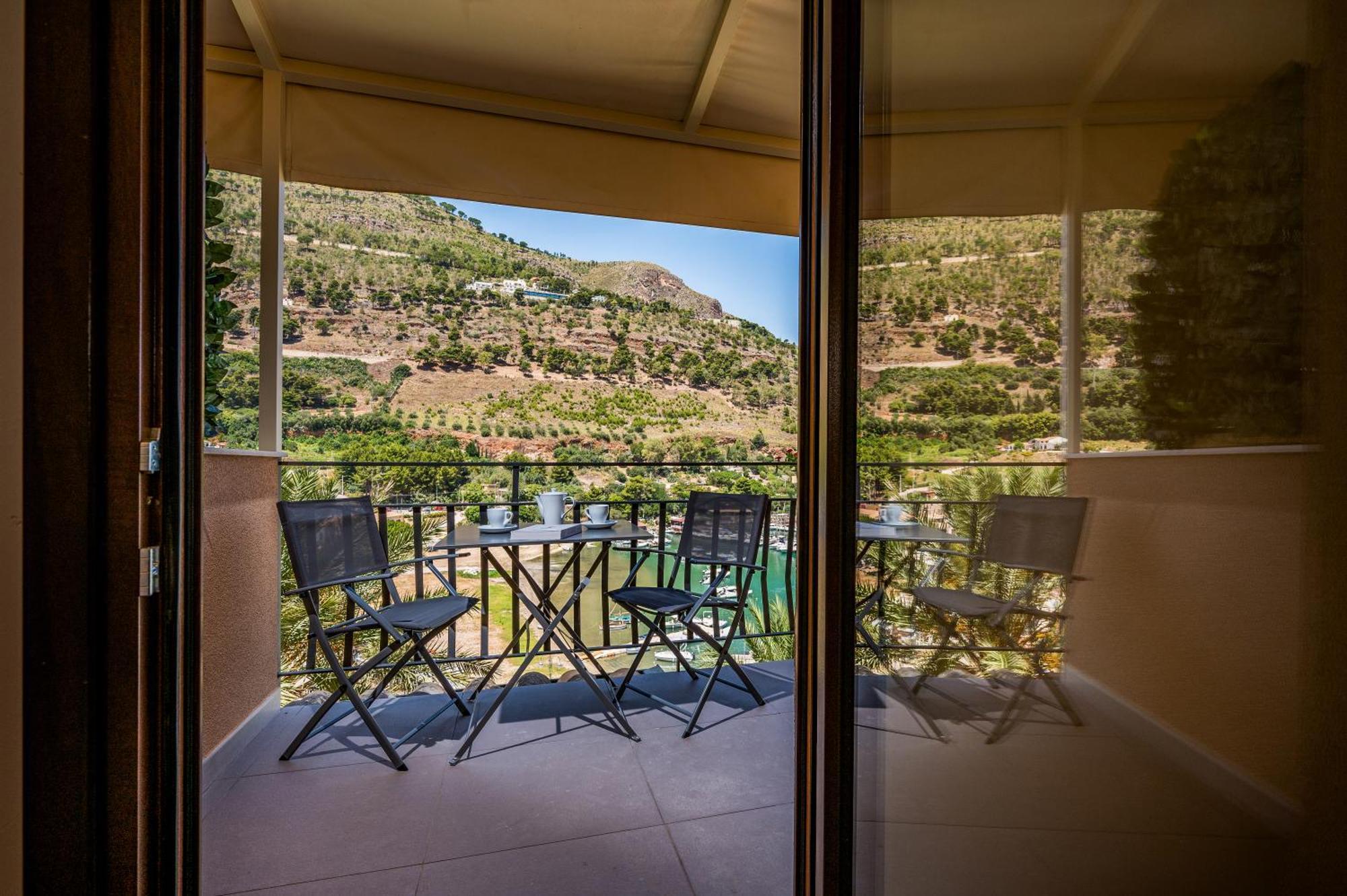 Suite Altamarea "Sea View Studios" Castellammare del Golfo Zewnętrze zdjęcie