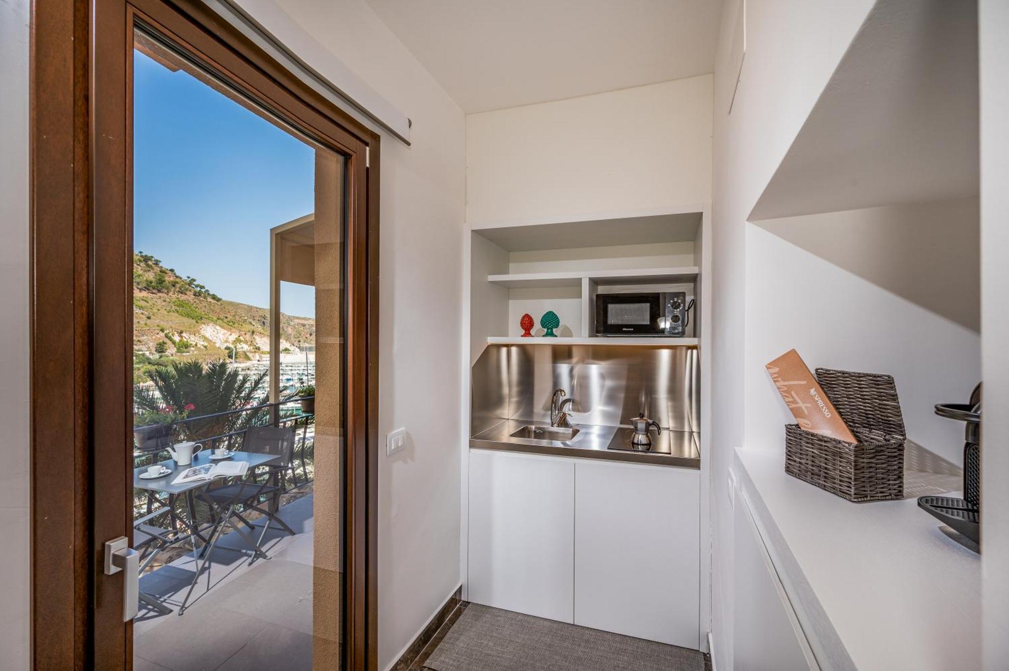 Suite Altamarea "Sea View Studios" Castellammare del Golfo Zewnętrze zdjęcie